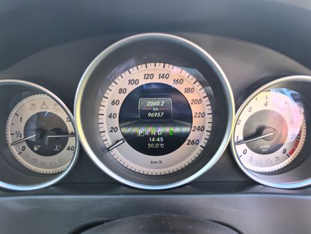 2012-Mercedes-Benz-C-Class-C-200-BE-Avantgarde-Auto_20