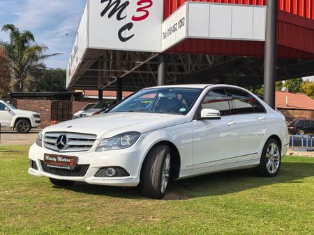 2012-Mercedes-Benz-C-Class-C-200-BE-Avantgarde-Auto_2