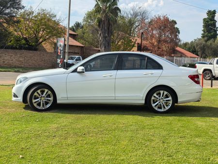 2012-Mercedes-Benz-C-Class-C-200-BE-Avantgarde-Auto_5