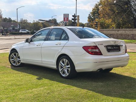 2012-Mercedes-Benz-C-Class-C-200-BE-Avantgarde-Auto_7