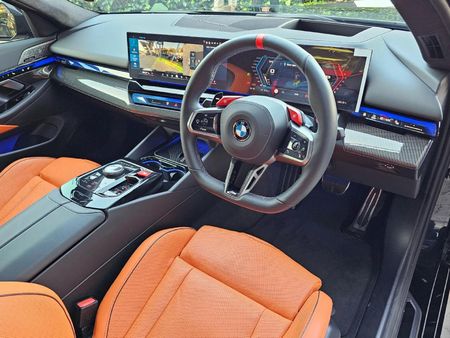 2026-BMW-M5_8