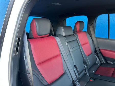 2026-Toyota-Land-Cruiser-300-V6-33D-GR-S_9