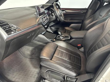 2022-BMW-X4-xDrive20d-M-Sport_9