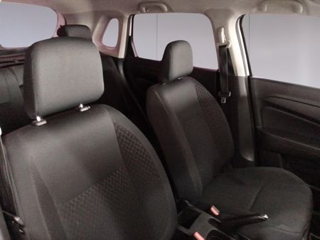 2022-Toyota-Urban-Cruiser-15-Xs-Auto_15