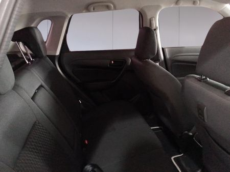 2022-Toyota-Urban-Cruiser-15-Xs-Auto_16