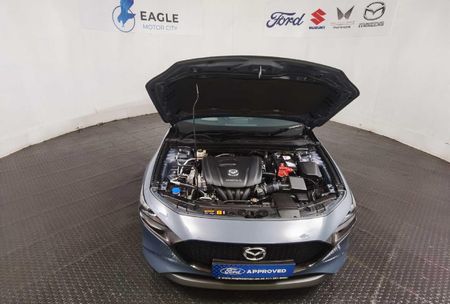 2020-Mazda-3-15-Active-5-dr_3