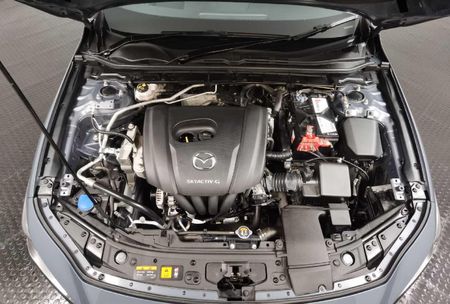 2020-Mazda-3-15-Active-5-dr_4