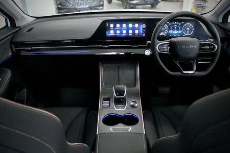 2026-Omoda-C5-15T-Luxury-X_9