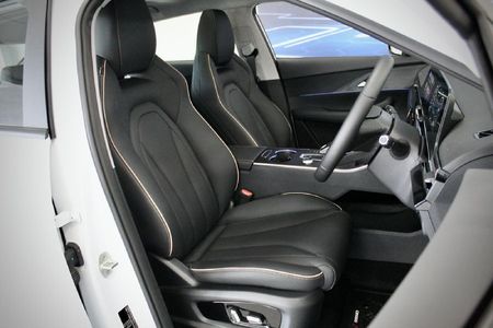2026-Omoda-C5-15T-Luxury-X_15