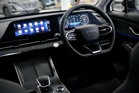 2026-Omoda-C5-15T-Luxury-X_8