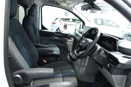 2026-Ford-Tourneo-Custom-20D-Sport-Auto_18