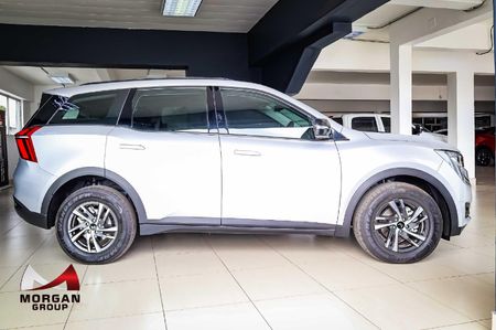 2026-Mahindra-XUV-700-20-AX5-Auto_15