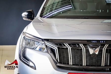 2026-Mahindra-XUV-700-20-AX5-Auto_2