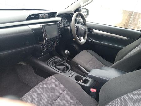 2021-Toyota-Hilux-24-GD-6-Raider-4x4-Single-Cab_6