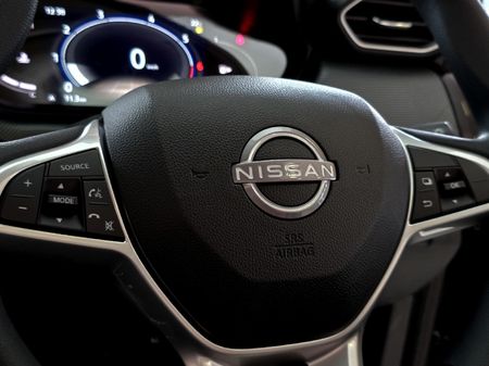 2026-Nissan-Magnite-10-Acenta_16