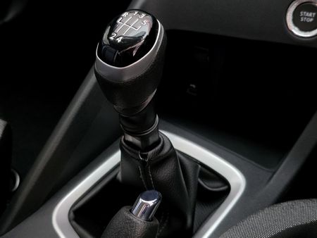 2026-Nissan-Magnite-10-Acenta_17