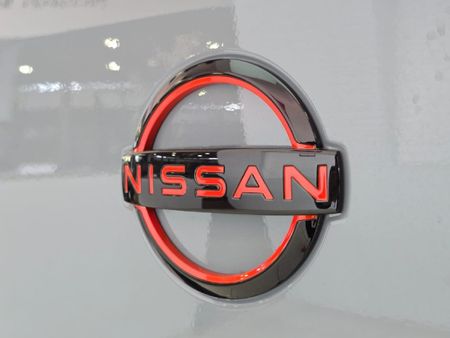 2026-Nissan-Navara-25-DDTi-PRO-2X-Auto-Double-Cab_11