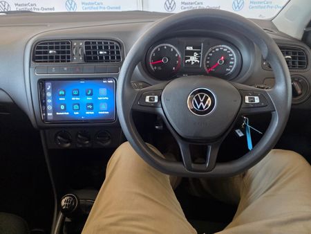 2025-Volkswagen-Polo-Vivo-14-Life_12