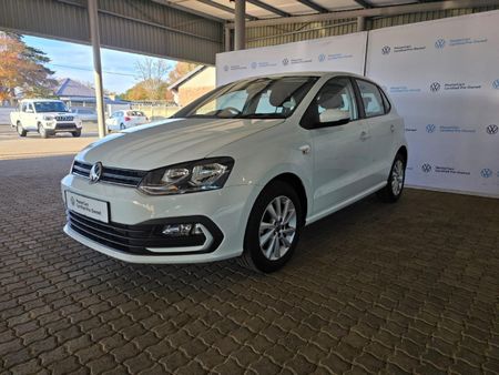 2025-Volkswagen-Polo-Vivo-14-Life_2