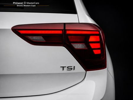 2024-Volkswagen-Polo-10-TSI_9