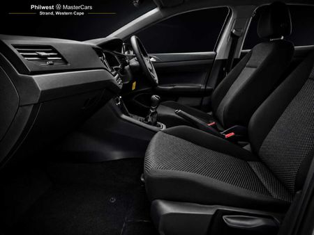 2024-Volkswagen-Polo-10-TSI_17