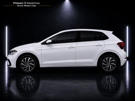 2024-Volkswagen-Polo-10-TSI_1
