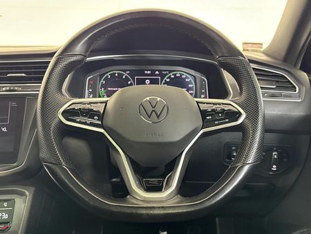 2022-Volkswagen-Tiguan-Allspace-20-TSI-R-Line-4Motion-DSG-Auto-162kw_11