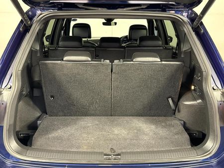 2022-Volkswagen-Tiguan-Allspace-20-TSI-R-Line-4Motion-DSG-Auto-162kw_13