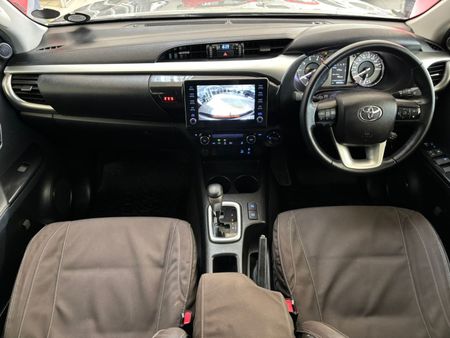 2021-Toyota-Hilux-28-GD-6-Raider-4x4-Auto-Double-Cab_9