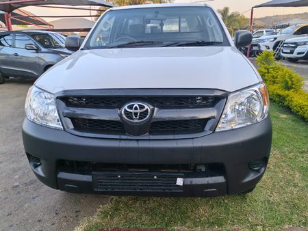 2009-Toyota-Hilux-25-D-4D_1