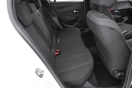 2022-Peugeot-208-12-Active_11