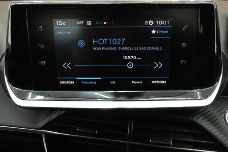 2022-Peugeot-208-12-Active_12