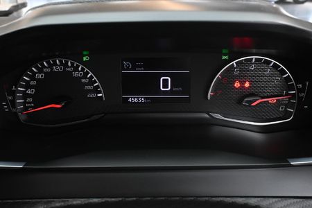 2022-Peugeot-208-12-Active_15