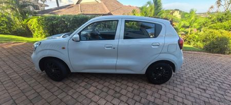 2025-Toyota-Vitz-10-XR_5