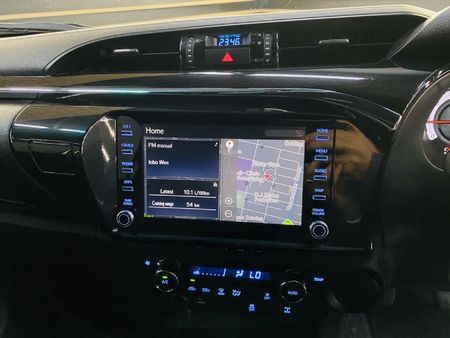2019-Toyota-Hilux-28-GD-6-Raised-Body-Raider-Double-Cab_17
