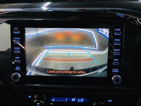2019-Toyota-Hilux-28-GD-6-Raised-Body-Raider-Double-Cab_18