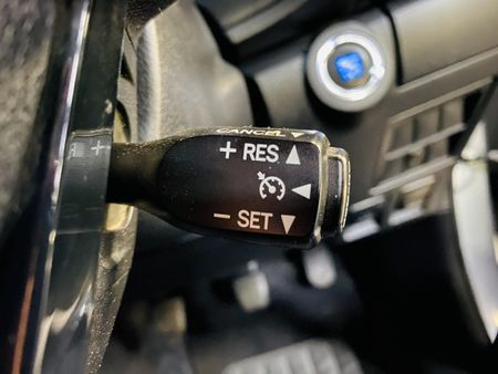 2019-Toyota-Hilux-28-GD-6-Raised-Body-Raider-Double-Cab_24