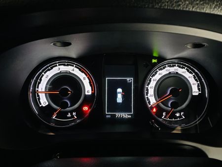 2019-Toyota-Hilux-28-GD-6-Raised-Body-Raider-Double-Cab_25