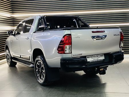 2019-Toyota-Hilux-28-GD-6-Raised-Body-Raider-Double-Cab_6