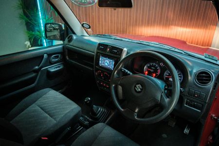 2014-Suzuki-Jimny-13_20