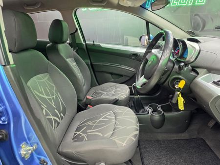 2014-Chevrolet-Spark-12-LS_12