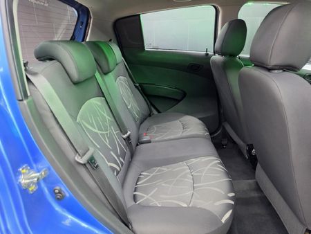 2014-Chevrolet-Spark-12-LS_17