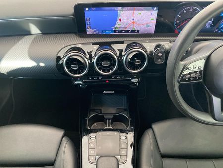 2021-Mercedes-Benz-A-Class-A-200-Auto_15