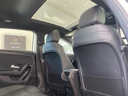 2021-Mercedes-Benz-A-Class-A-200-Auto_24