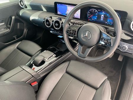 2021-Mercedes-Benz-A-Class-A-200-Auto_7