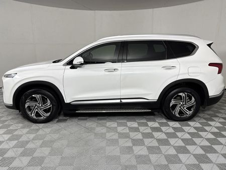 2022-Hyundai-Santa-Fe-R22-Executive-Auto-7-seat_18