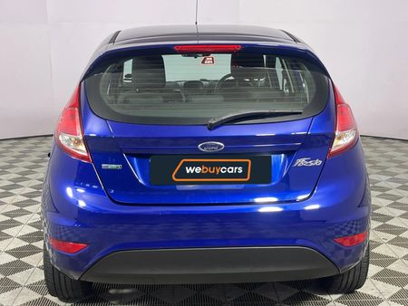 2017-Ford-Fiesta-10-EcoBoost-Trend-5-dr_17