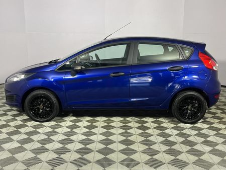 2017-Ford-Fiesta-10-EcoBoost-Trend-5-dr_18