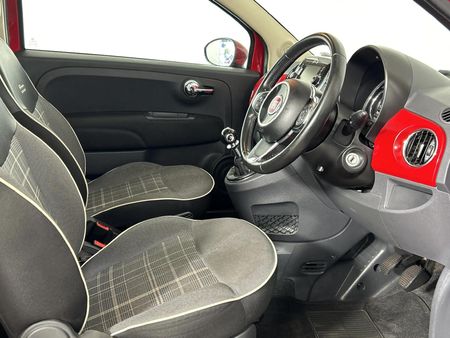2017-Fiat-500-900T-Twinair-Lounge_8