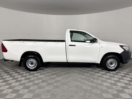 2018-Toyota-Hilux-24-GD-6-Raised-Body-SRX-Single-Cab_14